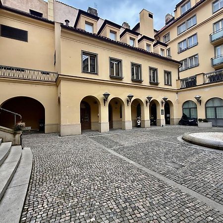 פראג Unique Charles Bridge 2Bdr Apartment. מראה חיצוני תמונה