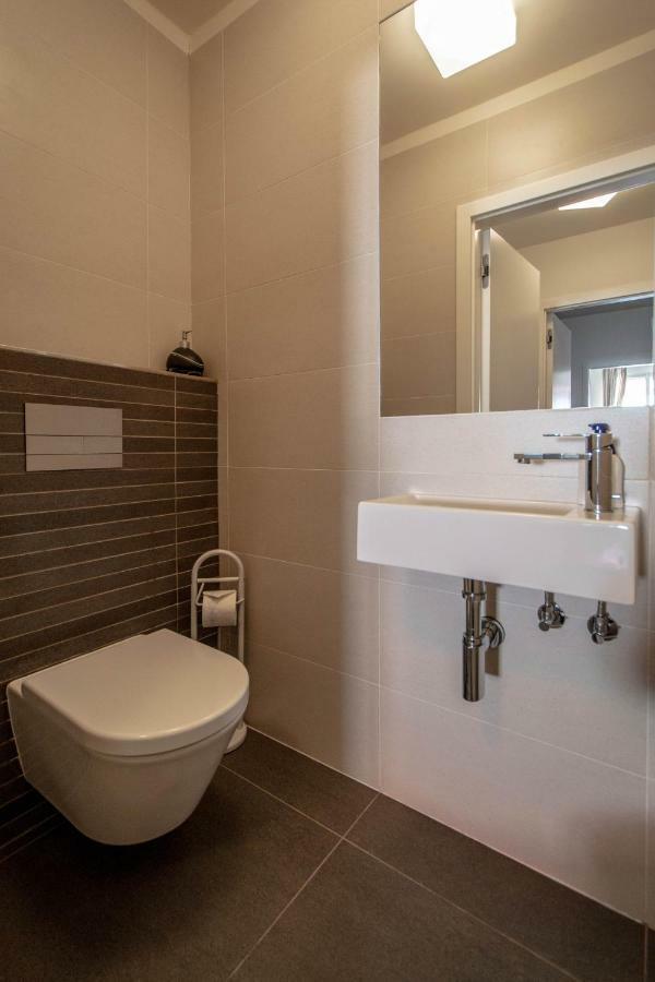 פראג Unique Charles Bridge 2Bdr Apartment. מראה חיצוני תמונה