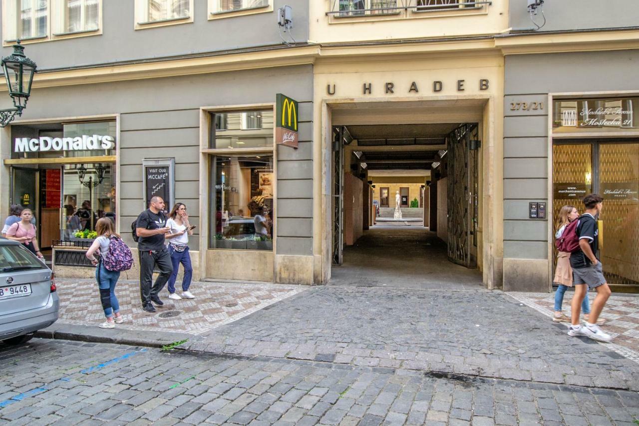 פראג Unique Charles Bridge 2Bdr Apartment. מראה חיצוני תמונה