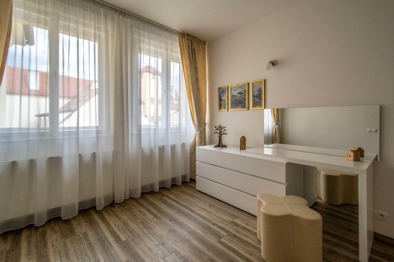 פראג Unique Charles Bridge 2Bdr Apartment. מראה חיצוני תמונה