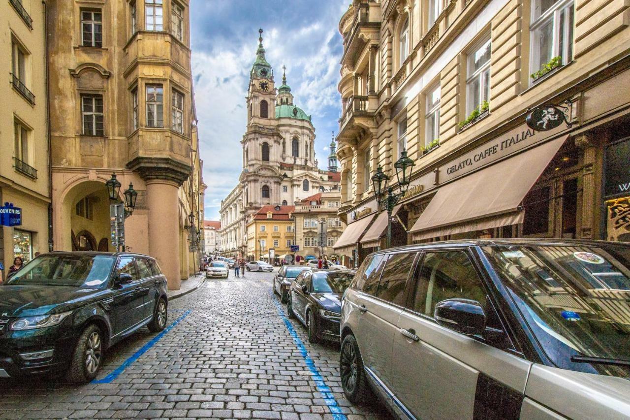 פראג Unique Charles Bridge 2Bdr Apartment. מראה חיצוני תמונה